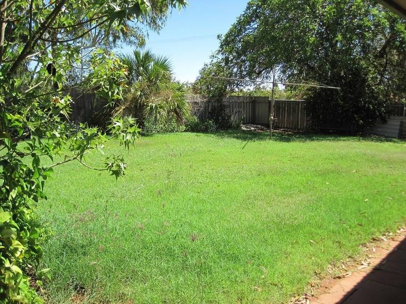 96 Oakover Crescent, Dampier WA 6713