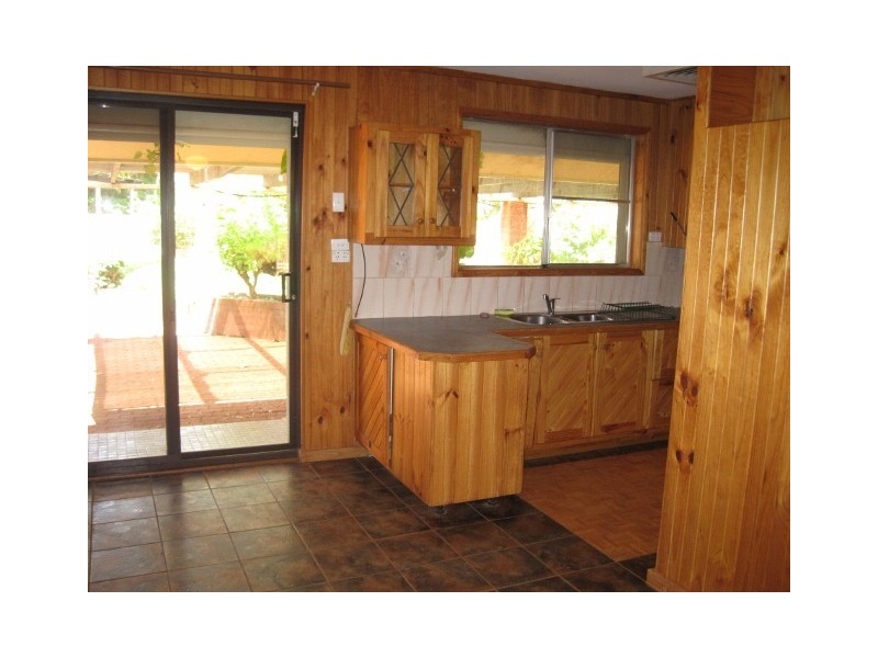 11 Durack Crescent, Dampier WA 6713