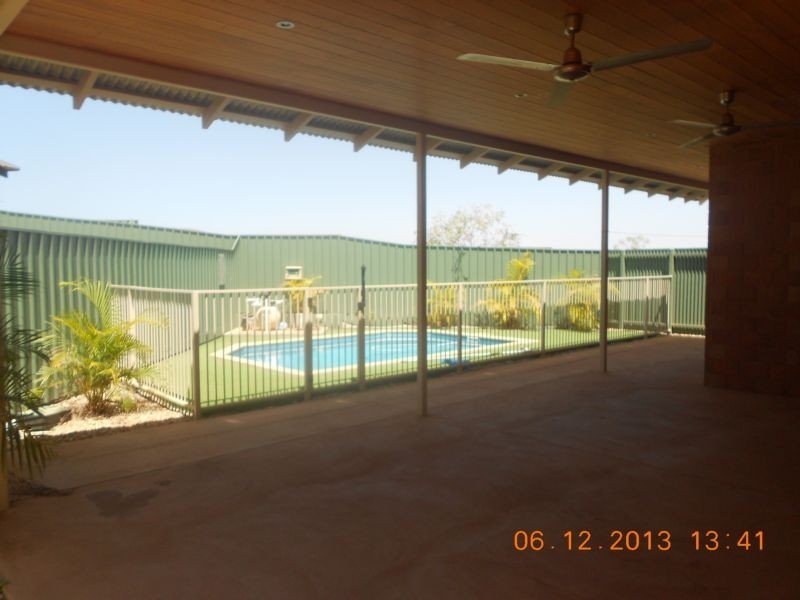 27B Moynes Court, Baynton WA 6714