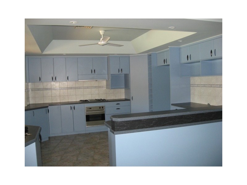 13 Fabling Court, Baynton WA 6714