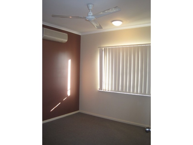 9/2 Buchanan Circuit, Baynton WA 6714