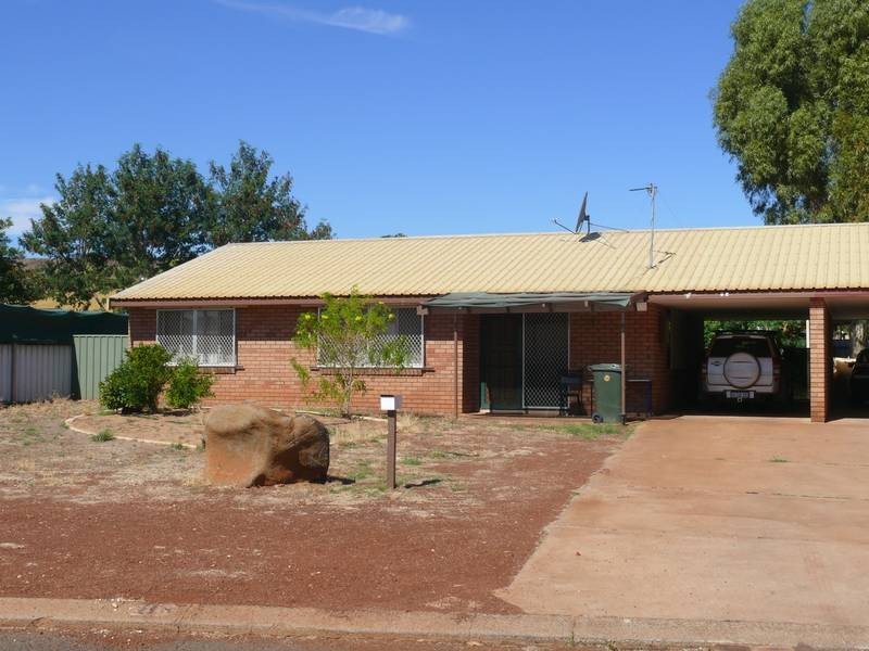 8B Stanbridge Way, Karratha WA 6714