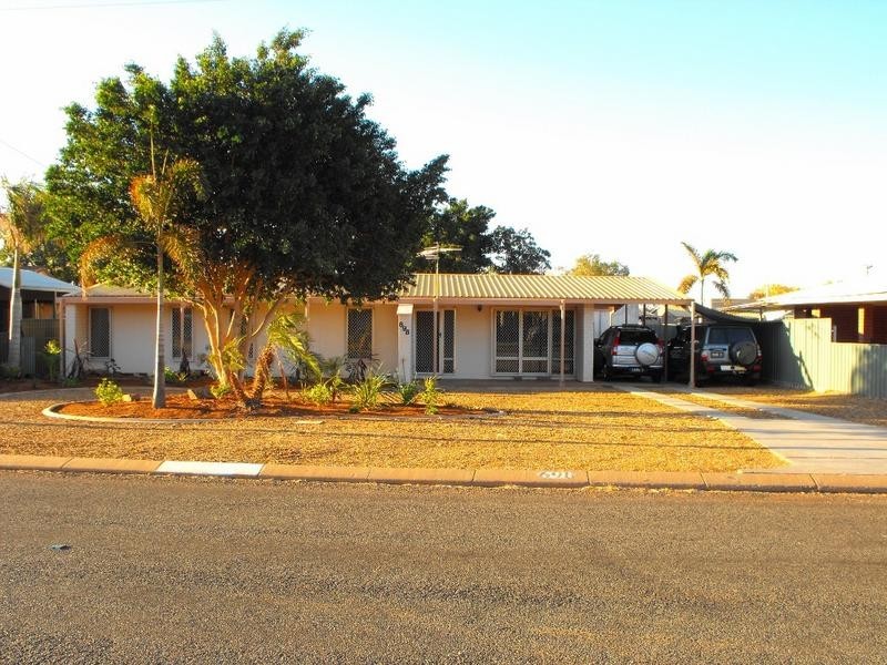 698 Dolphin Way, Karratha WA 6714