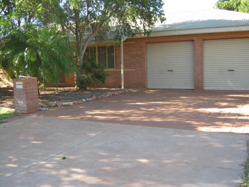 8 Stickney Way, Karratha WA 6714