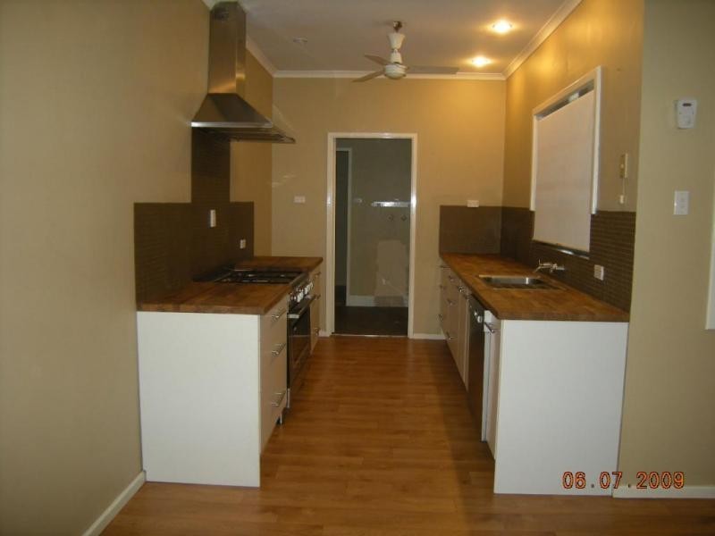 8C Lathwell Close, Nickol WA 6714