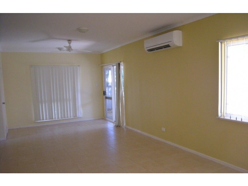 10/2 Buchanan Circuit, Baynton WA 6714