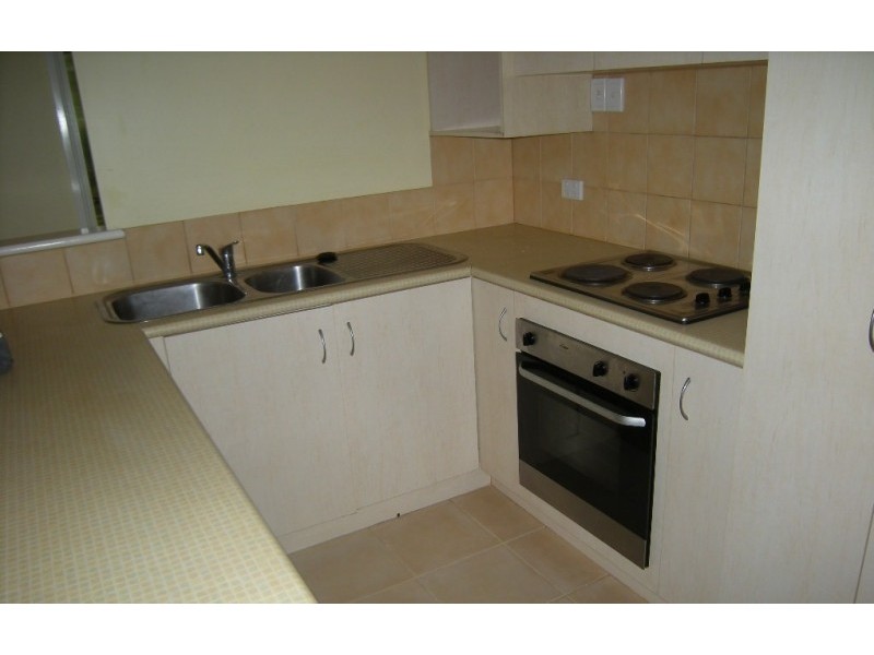 10/2 Buchanan Circuit, Baynton WA 6714