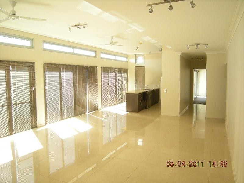 7 Treetop Crescent, Karratha WA 6714