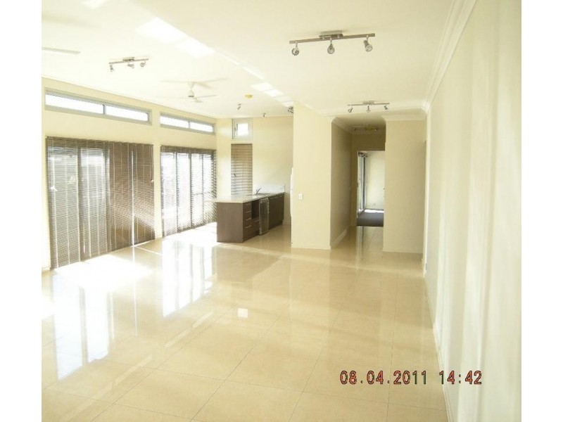 7 Treetop Crescent, Karratha WA 6714