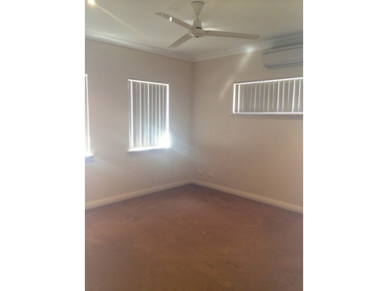 9 Ridge Elbow, Nickol WA 6714