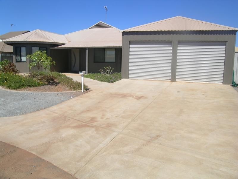 28 MacMahon Way, Karratha WA 6714