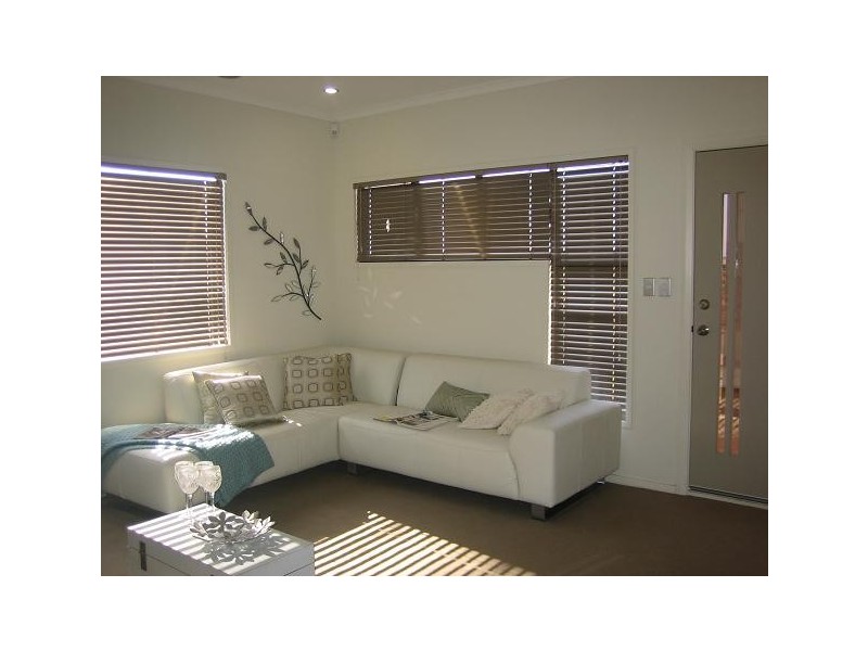 27 Wedgetail Eagle Avenue, Karratha WA 6714