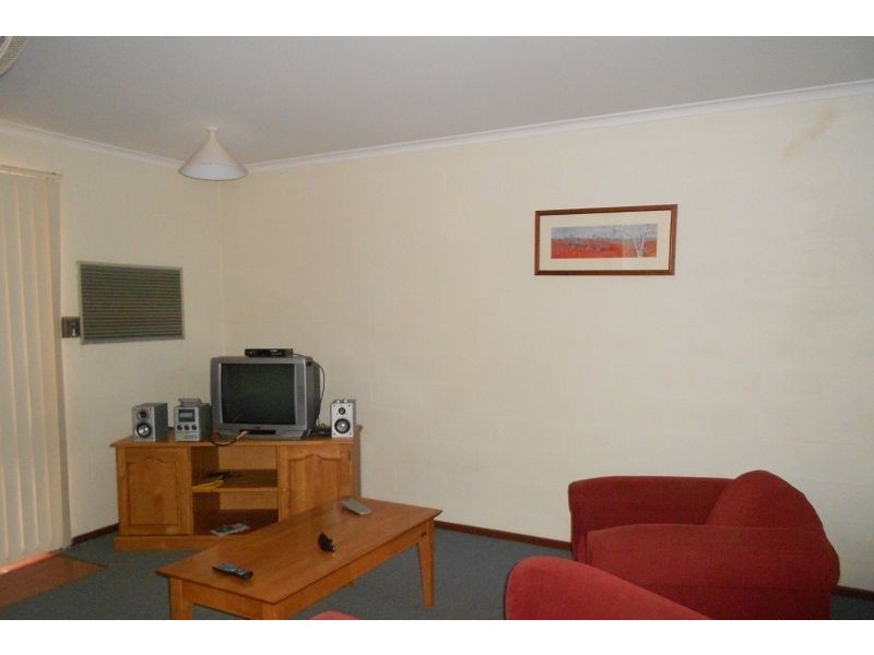 10/28 Strickland Drive, Millars Well WA 6714