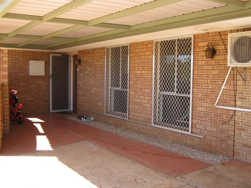 2 Mayo Court, Nickol WA 6714