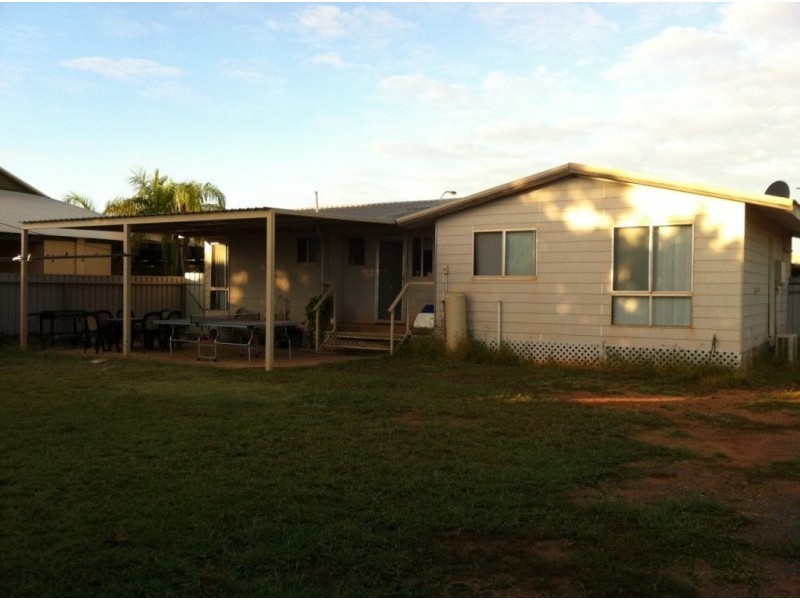 51 Radley Drive, Baynton WA 6714