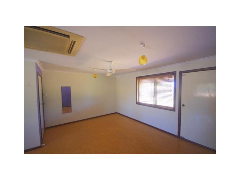 11 Pelusey Way, Nickol WA 6714