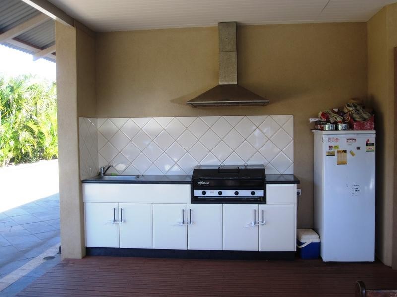 25 Haldane Crescent, Karratha WA 6714