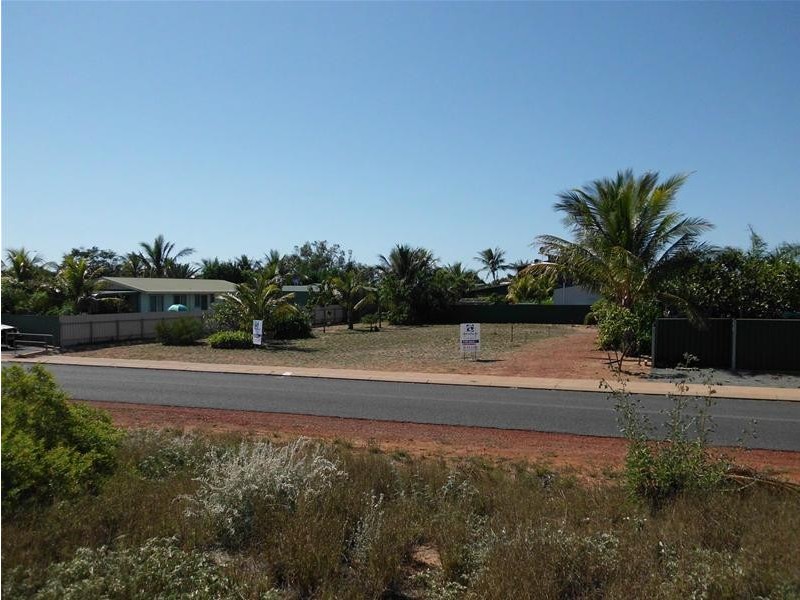 5 Honeymoon Road, Point Samson WA 6720