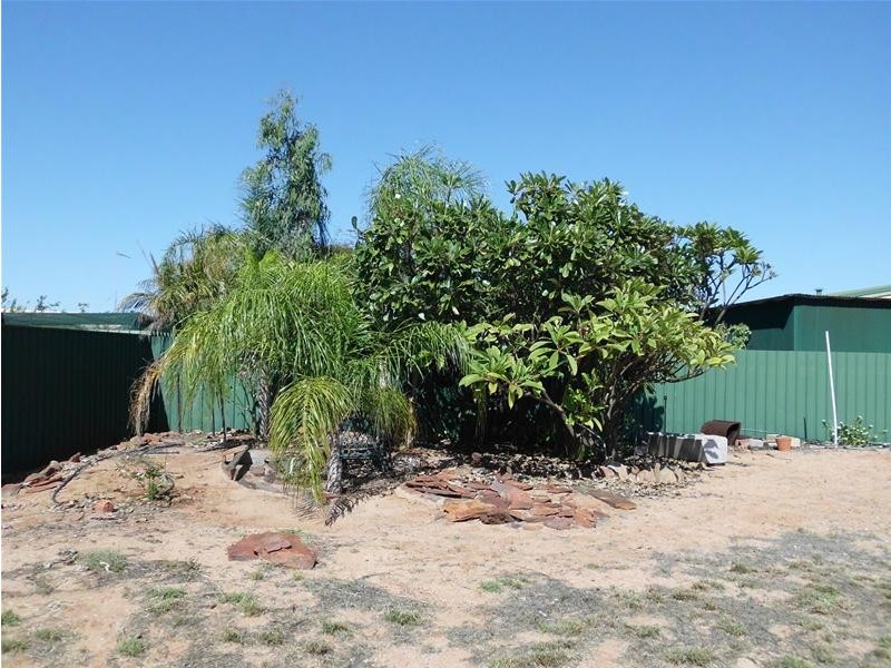 5 Honeymoon Road, Point Samson WA 6720