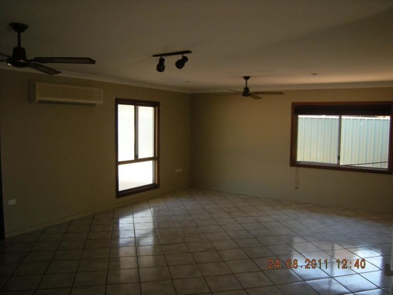 13 Frinderstein Way, Karratha WA 6714