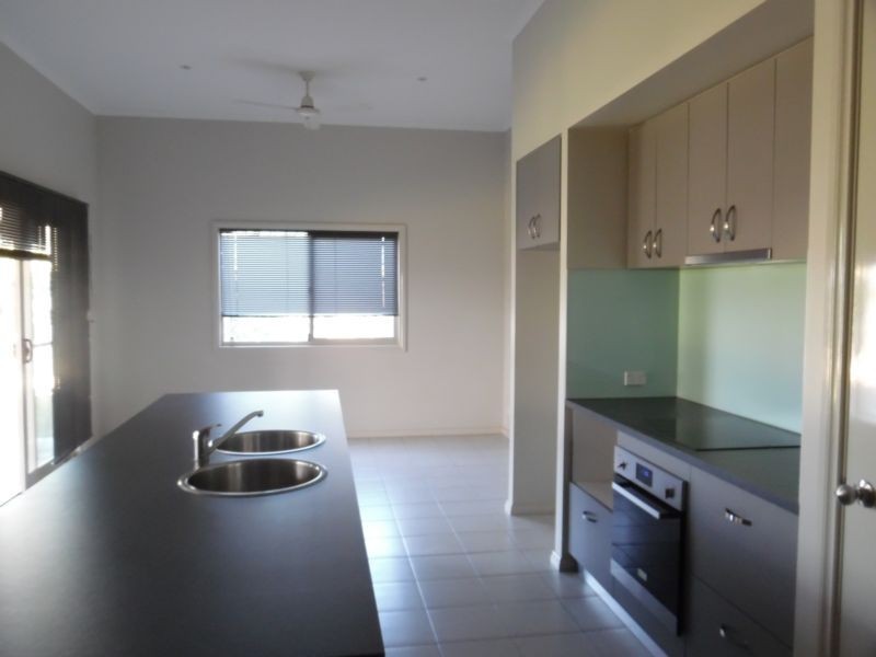 44 Tharnda Road, Baynton WA 6714