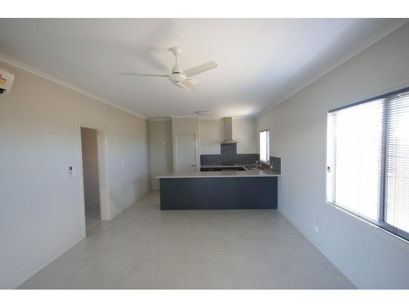 7 Bettong Bend, Karratha WA 6714