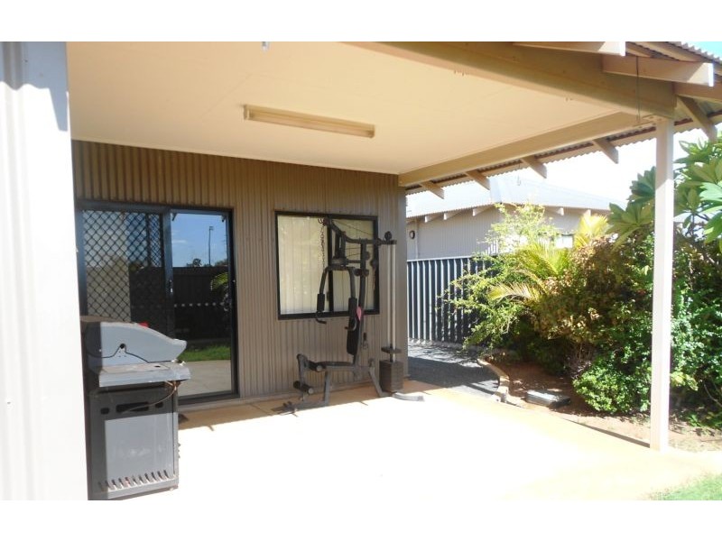 13 Walker Close, Millars Well WA 6714