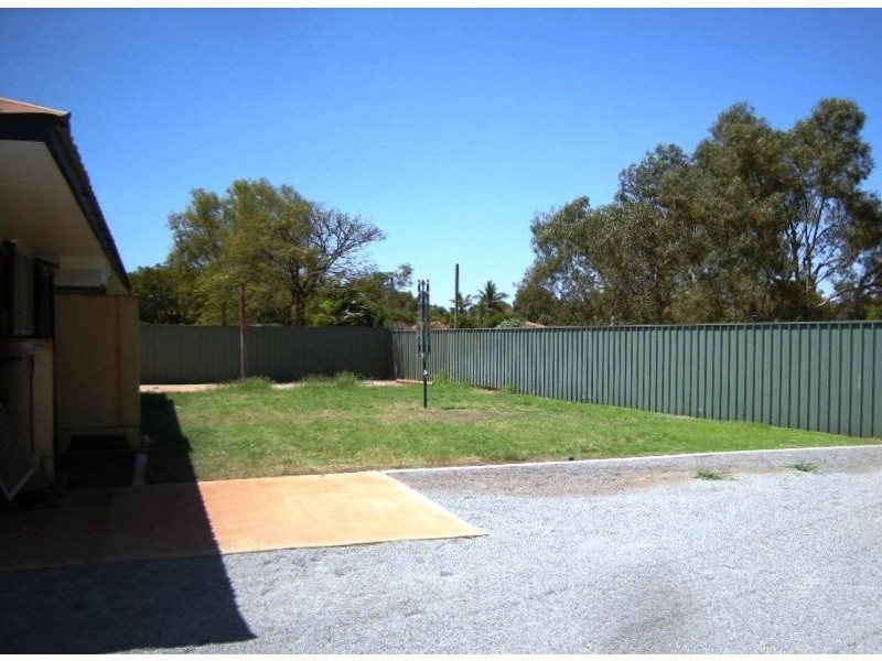 15 Gascoyne Crescent, Dampier WA 6713