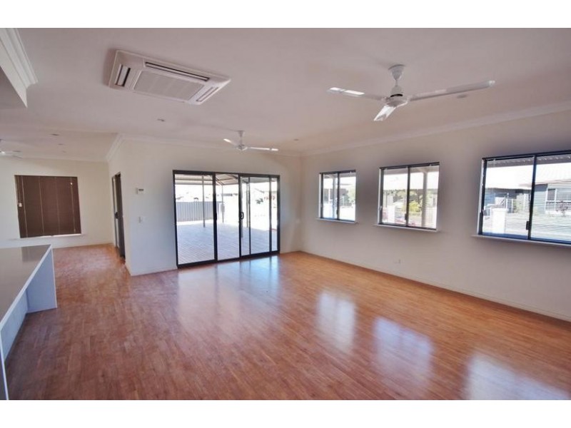 24 Heron Loop, Karratha WA 6714