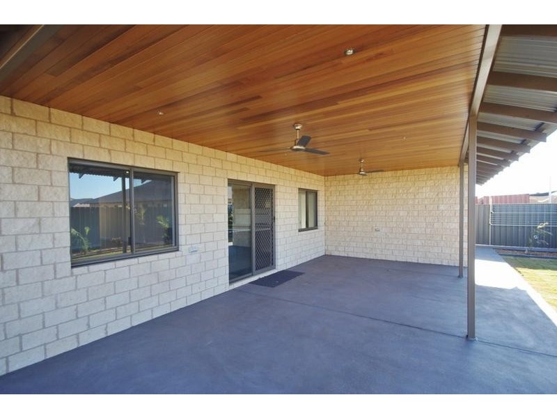 13 Echidna Road, Baynton WA 6714