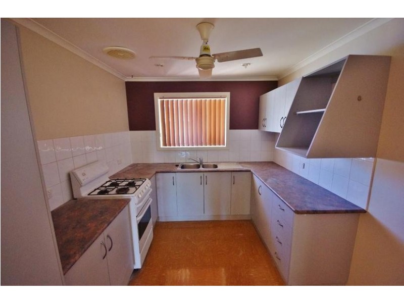 B/11 Swetman Way, Nickol WA 6714