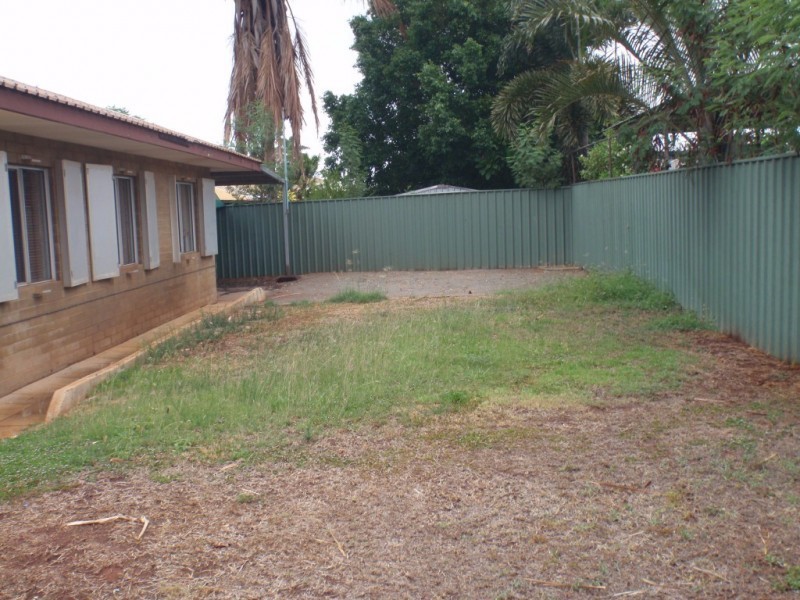 4 Kwong Close, Millars Well WA 6714