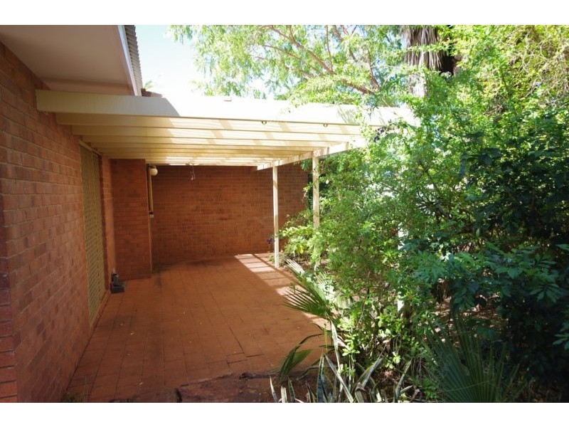 5 Tournay Court, Baynton WA 6714