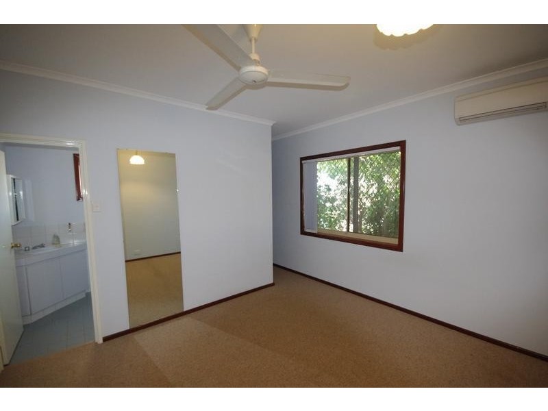 5 Tournay Court, Baynton WA 6714