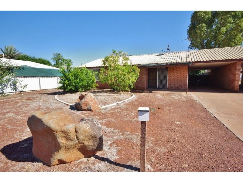 8B Stanbridge Way, Karratha WA 6714