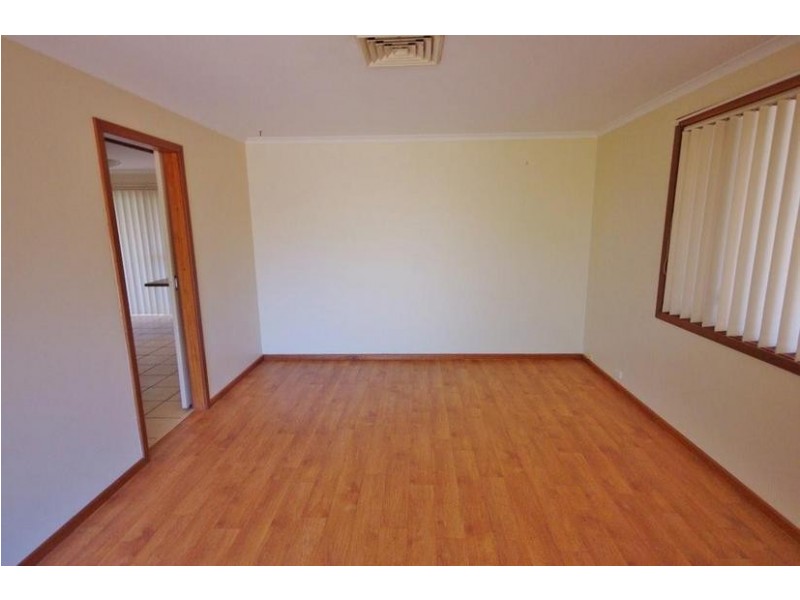 8B Stanbridge Way, Karratha WA 6714