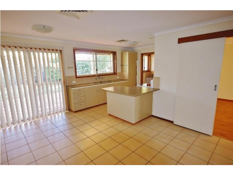 8B Stanbridge Way, Karratha WA 6714