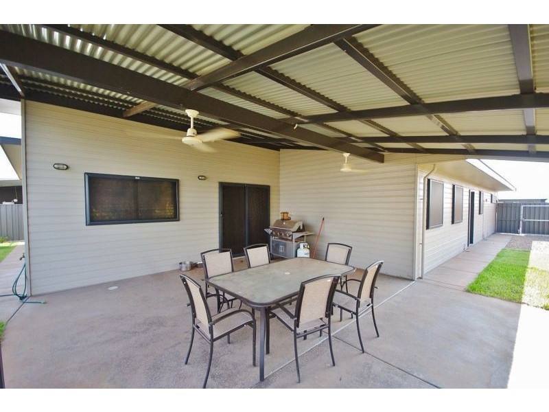 47 Bettong Bend, Baynton WA 6714