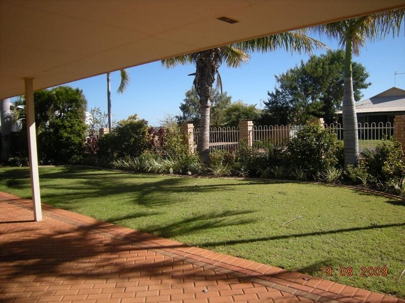 38 McCamey Loop, Karratha WA 6714