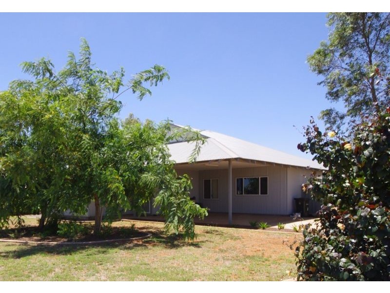 16 Bowerbird Drive, Nickol WA 6714