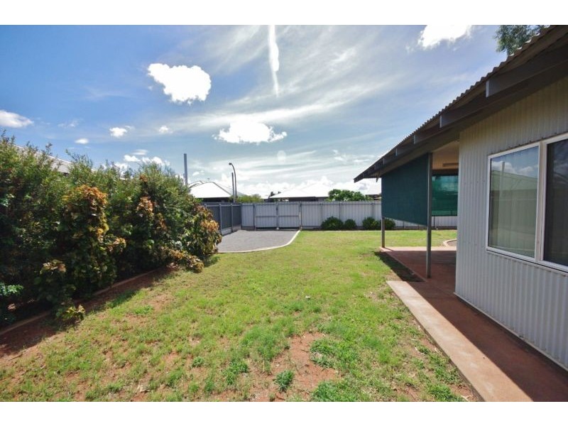 16 Bowerbird Drive, Nickol WA 6714