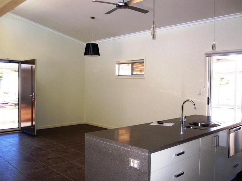Unit 25 Padbury Way, Karratha WA 6714