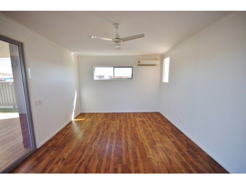 21 Balyarra Parkway, Baynton WA 6714