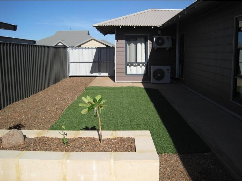 5 Plumegrass Way, Nickol WA 6714