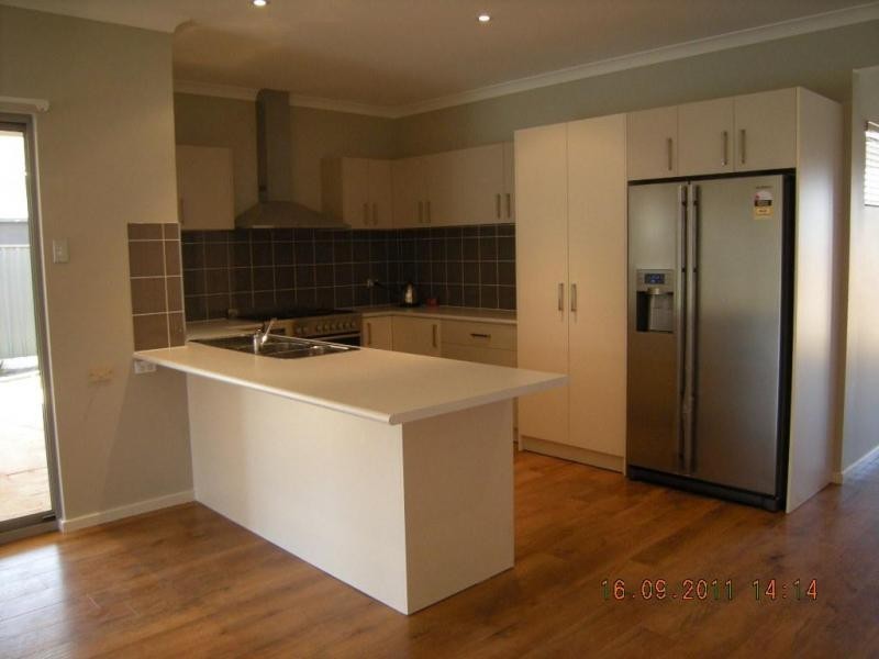 38 Bettong Bend, Baynton WA 6714