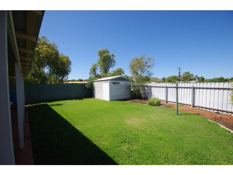 14 Jennifer Court, Karratha WA 6714
