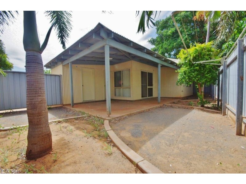 2/2 Buchanan Circuit, Baynton WA 6714