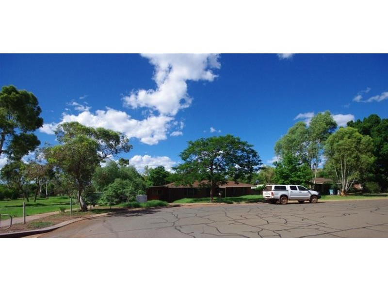 1068 Milina Place, Tom Price WA 6751