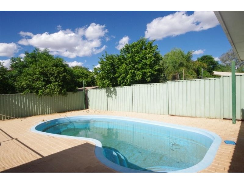 1068 Milina Place, Tom Price WA 6751