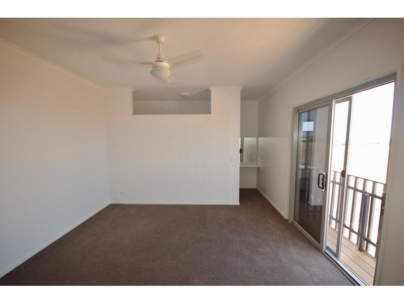 35 Balyarra Parkway, Karratha WA 6714